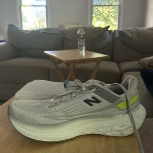 New Balance running sneakers size 9